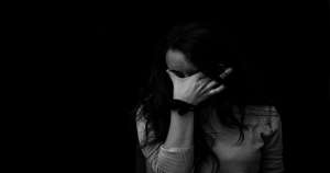 當「獅子女」不再愛你，他會有什麼表現？「這三個」表現就是他們「變心」後的行為！