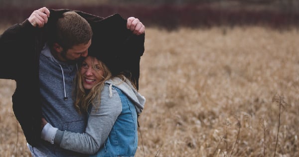 「他是誰！你們在說什麼？」這些星座戀人最愛「吃醋」！戀人和異性說話就會「提高警覺」！