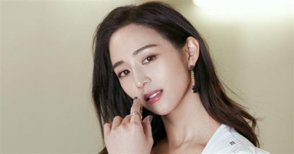 「我在等一個，接受我不完美的人！」黃金「單身」水瓶女的4大平反！條件好，不一定就要有人追！