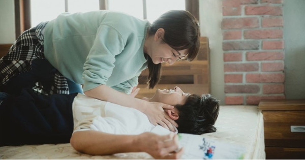「每天都貪戀你的好！」12星座「這個舉動」就是代表他「不能沒有你」，就剩你還看不懂他的心！
