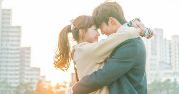 「愛，就是要賴著你不分開！」當１２星座賴上你時，這「超甜蜜」的小動作藏也藏不住！