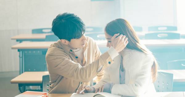 『我們能不能，不要只是朋友關係？』發現12星座的心意就透過這「4大線索」，原來他就是想要跟你從朋友昇華成戀人關係！