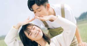 『你的出現是我唯一的心動!』12星座出現這「6個曖昧跡象」對你想做的不只是朋友!