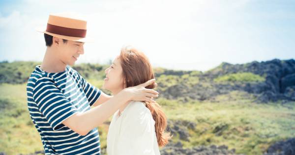 『我們在一起，好嗎？』12星座對你產生「戀愛感覺」的4大跡象，每一個舉動都是浪漫的愛的表現！