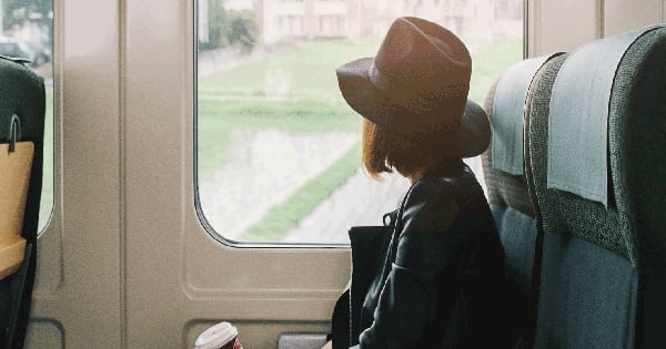 「對不起，我真的不愛了...」分手前的水瓶會有「這4個徵兆」！別欺騙自己他還愛著！