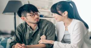 「男人都需要一種被肯定的感覺！」12星座男低潮時最希望聽到你對他說「這句話」，其實他也很喜歡被你哄！