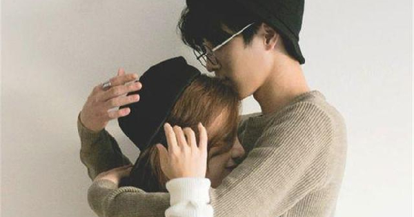 ​​​​​​​12星座男「這3個甜蜜行為」就是瘋狂想你的「證據」！此時此刻好想把你緊緊擁進懷裡！
