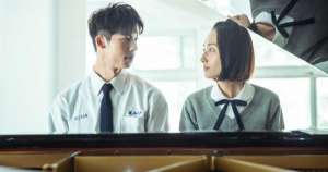 「哥們」還是「戀人」？！當１２星座喜歡上你了，和把你當朋友時最大的「不同」！