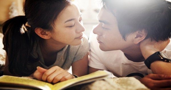 「言語之中，就不小心透露愛的訊息！」12星座和你聊天時有這種「甜蜜互動」，代表他已經對妳動心了！