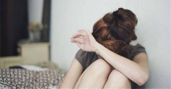 「即使分開了，卻還愛著」12星座男分手後「還愛你」的表現！