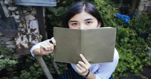 「根本看不出來啊！」這些星座明明很在意一個人，卻表現得「最不明顯」！