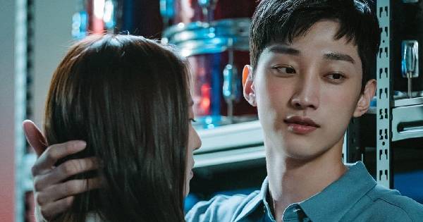 「一睡定終身，心裡眼裡全是你！」這三大星座男越「睡」你，就會越愛你！對你的感情永不變！