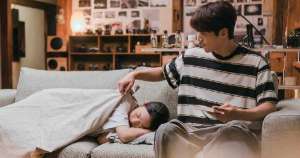 「一個無心卻充滿貼心的舉動，最讓人心動了！」12星座最容易因為「這個小動作」而心動！