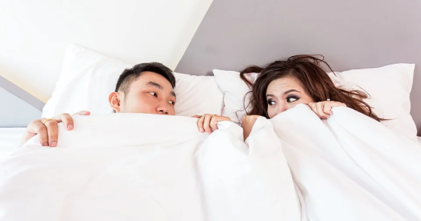 不愛你才會有所保留！12星座男告訴你這「3件事」，就是把真心交給你的證據！