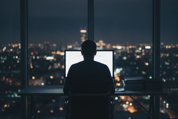 他批評你的方式，其實藏著很多資訊