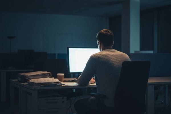 情緒的冰山在哪裡？表面平靜的真相
