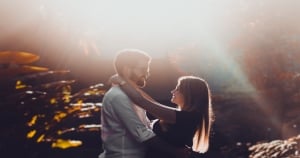 最幸福的事,就是可以賴著你|12星座女 最適合「依靠」的男人!