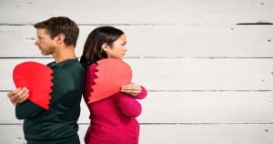 「不是受傷，就是氣死自己！」12星座女絕對碰不得的男人是誰！