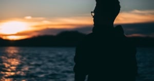 「我們每一刻的片段，當閉上眼睛還是看的到」解析十二星座無法忘記舊情人的原因！