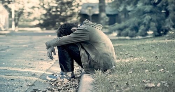 牡羊深愛一個人，反而會越來越「沒自信」，其實也需要你多給他一點「安全感」