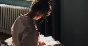 金牛座：一直都是一個人，也一直在等一個人...