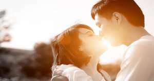 女生的「6個舉動」男友超喜歡！照著做有助於感情升溫！
