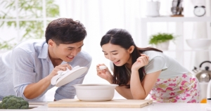 「玩你跟愛你，天差地遠」12星座男這4個表現，把心都交給你了！