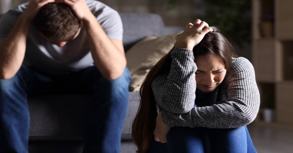 「妳懷疑的沒錯！他真的不愛妳了…」12星座男有「這3個表現」，請妳直接放生！