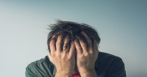 「你可不可以給我振作一點!」失戀後,這些星座最容易帶給親友一大堆「麻煩」