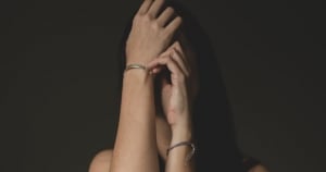 「一談戀愛，腦袋就當機了！」這些星座一戀愛腦袋就變得不怎麼靈光了！
