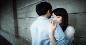 曖昧中的１２星座男對你說出「這三句」話，絕對要放生！他根本不想對妳「負責」！