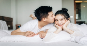 不知不覺又更愛妳一些!學會在這「4個時刻」這樣任性,12星座男絕對只能越喜歡妳!