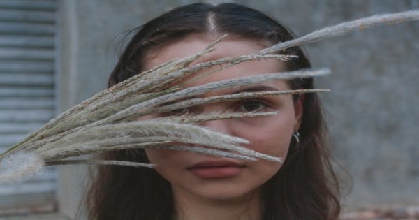 喜怒哀樂「不」形於色！這些星座會把自己真實情緒藏起來！