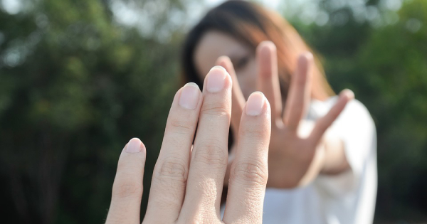沒有愛就趁早！「這些星座女」不愛就「直接提分手」！絕不拖泥帶水，快速抽身離去！