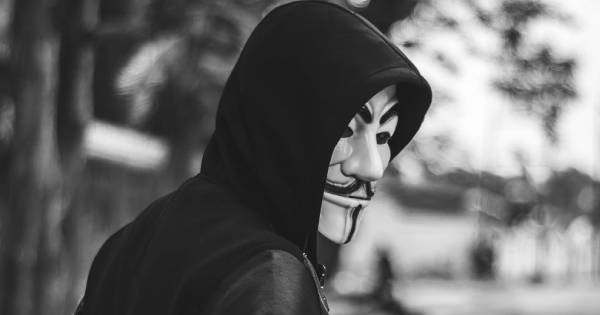 「別以為他們說狠話就不會心如刀割！」當１２星座說狠話時，到底要不要相信他們？
