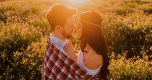 說過的誓言不會忘!「這些星座男」婚後依然「愛你久久」!就放心嫁給他吧!