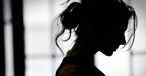 在愛面前我們都傻！12星座做出「這件傻事」只為了「挽回愛人的心」！好心疼魔羯！